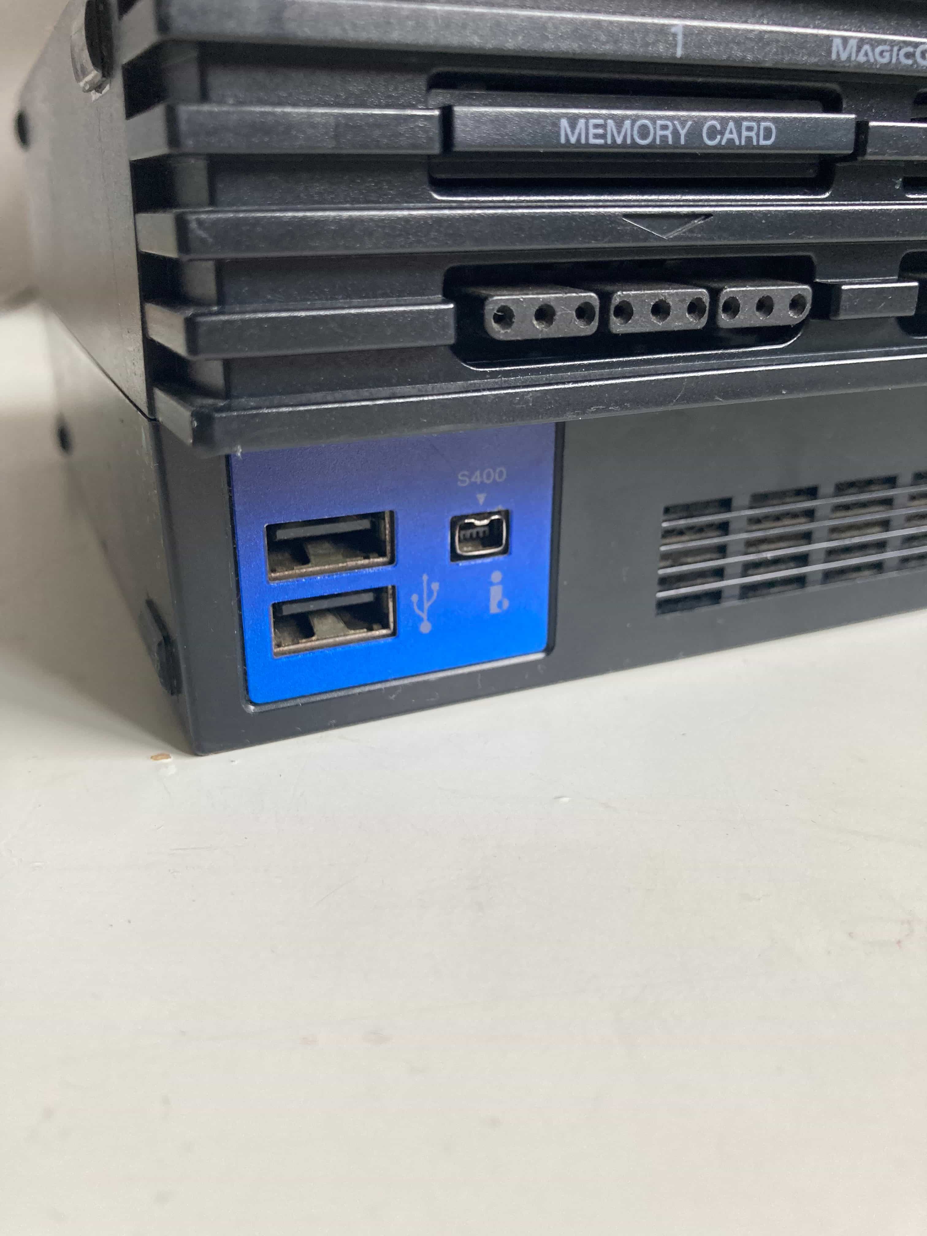 USB and FW400 ports